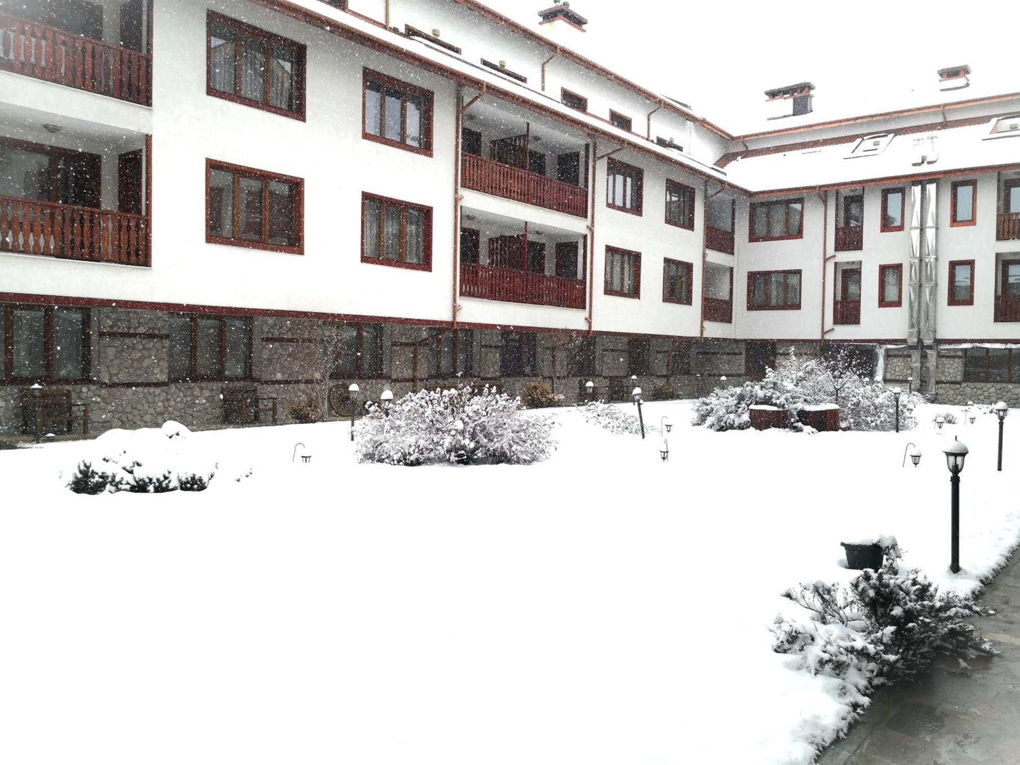 Pirin River Ski, Fun And Family Bansko Exterior photo